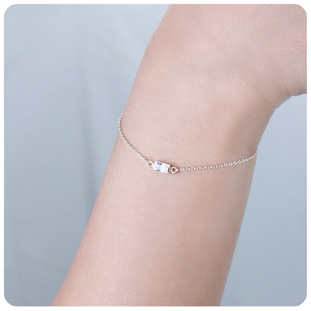 Baguette CZ Bezel Solitaire Bracelet BRS-1100