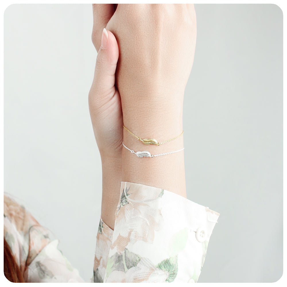 Sculpted Feather Silver Bracelet BRS-64