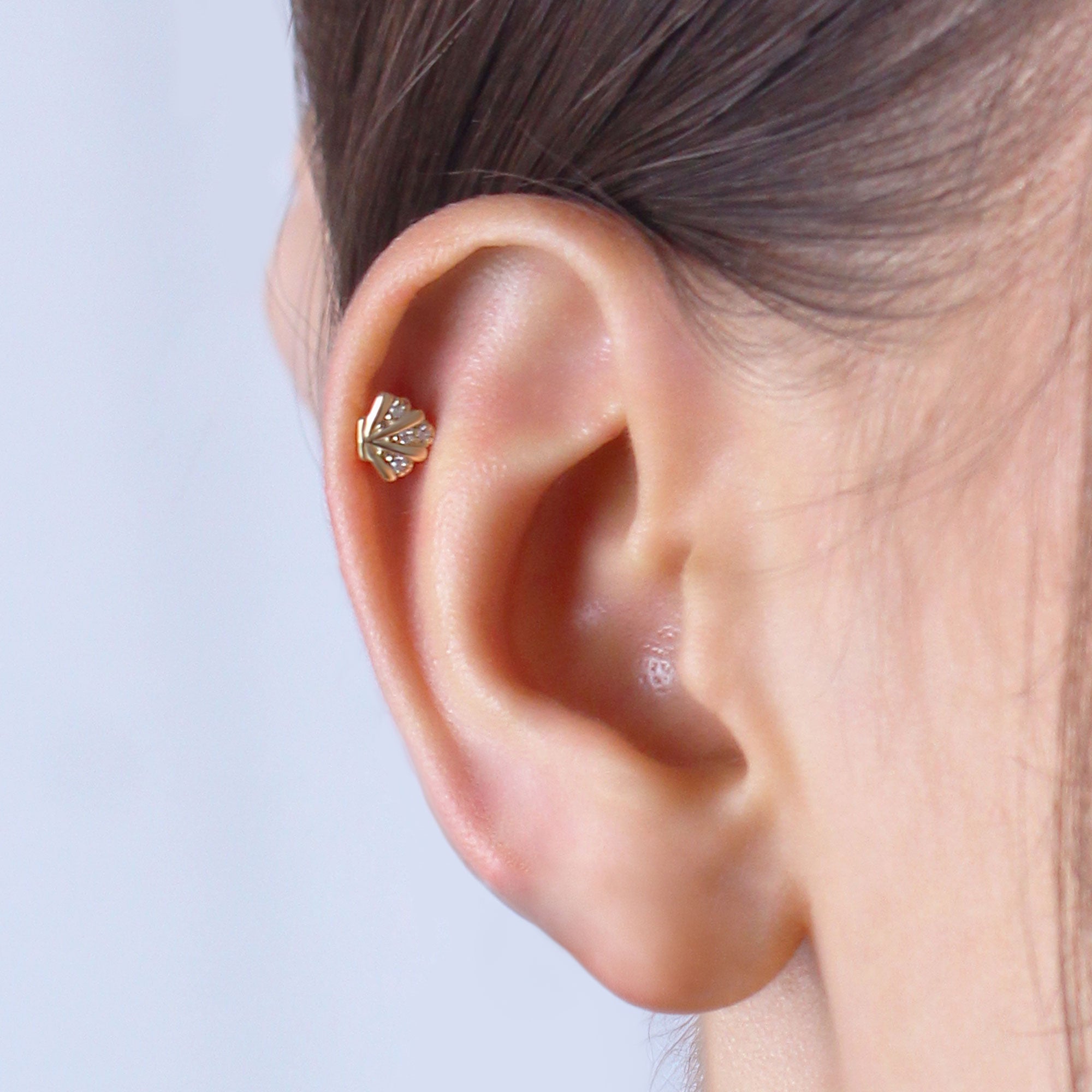 Shell Flat Back Piercing with Crystals EBB-3693