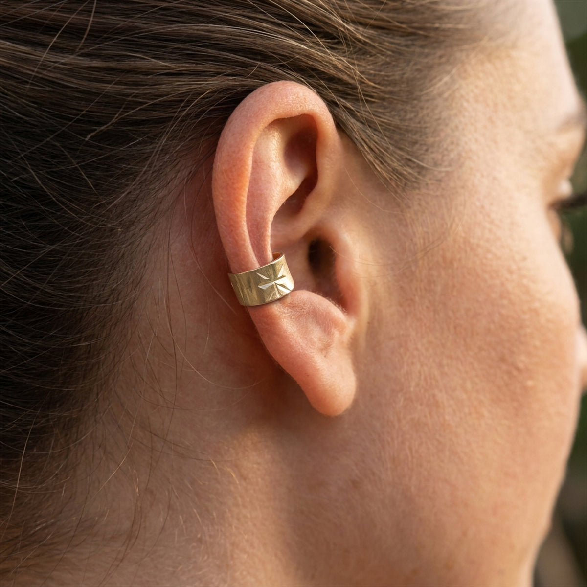 Starburst Wide Band Ear Cuff EC-1310