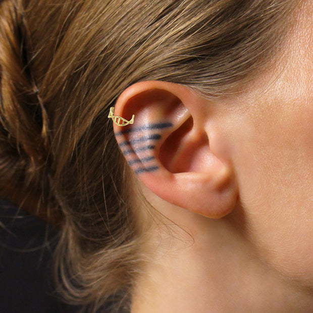 DNA Helix Design Silver Ear Cuff EC-1333