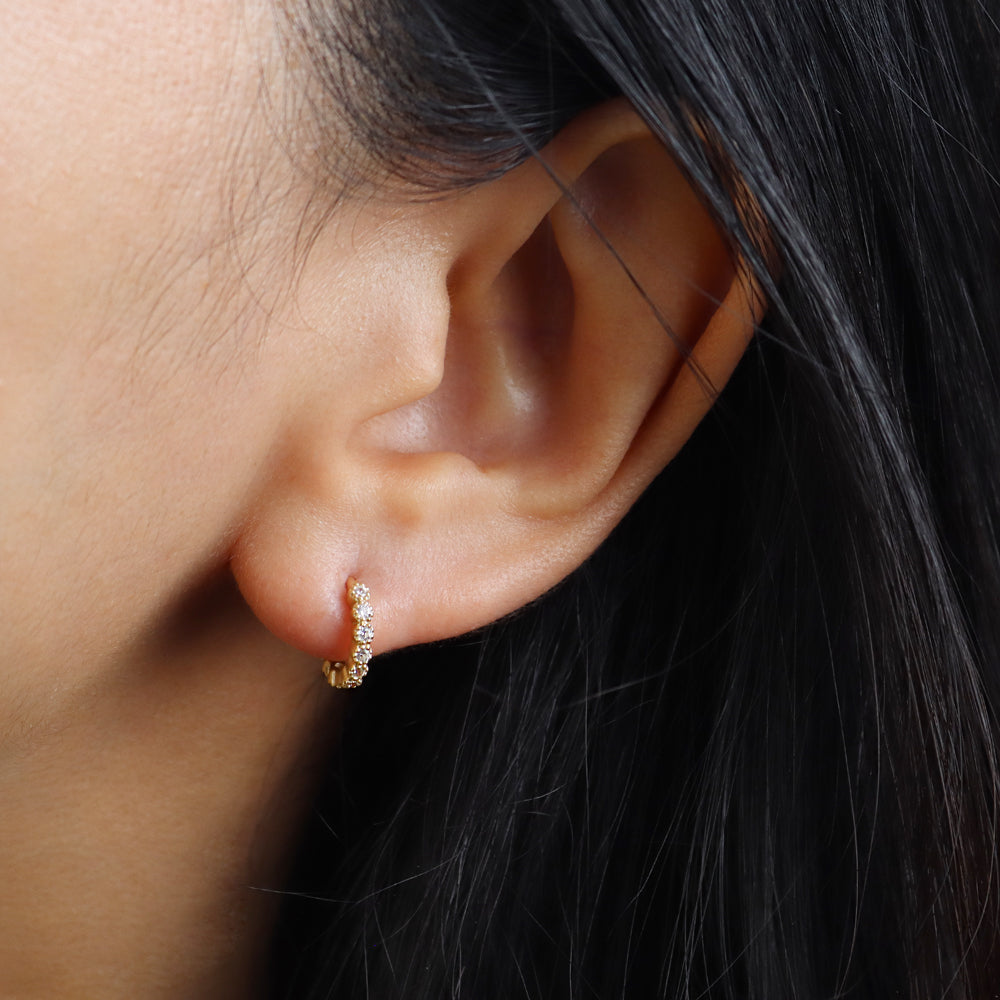 Flower Crystal Line Hoop Earring HO-2847