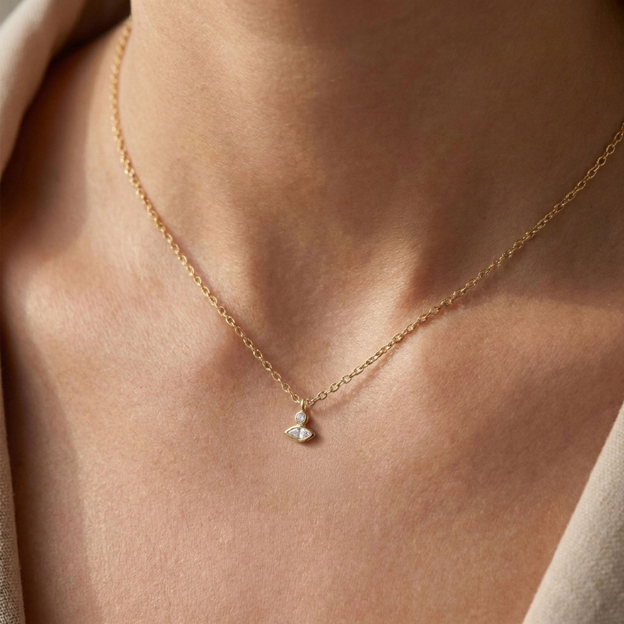 Gorgeous Eye Shaped Necklace SPE-5253