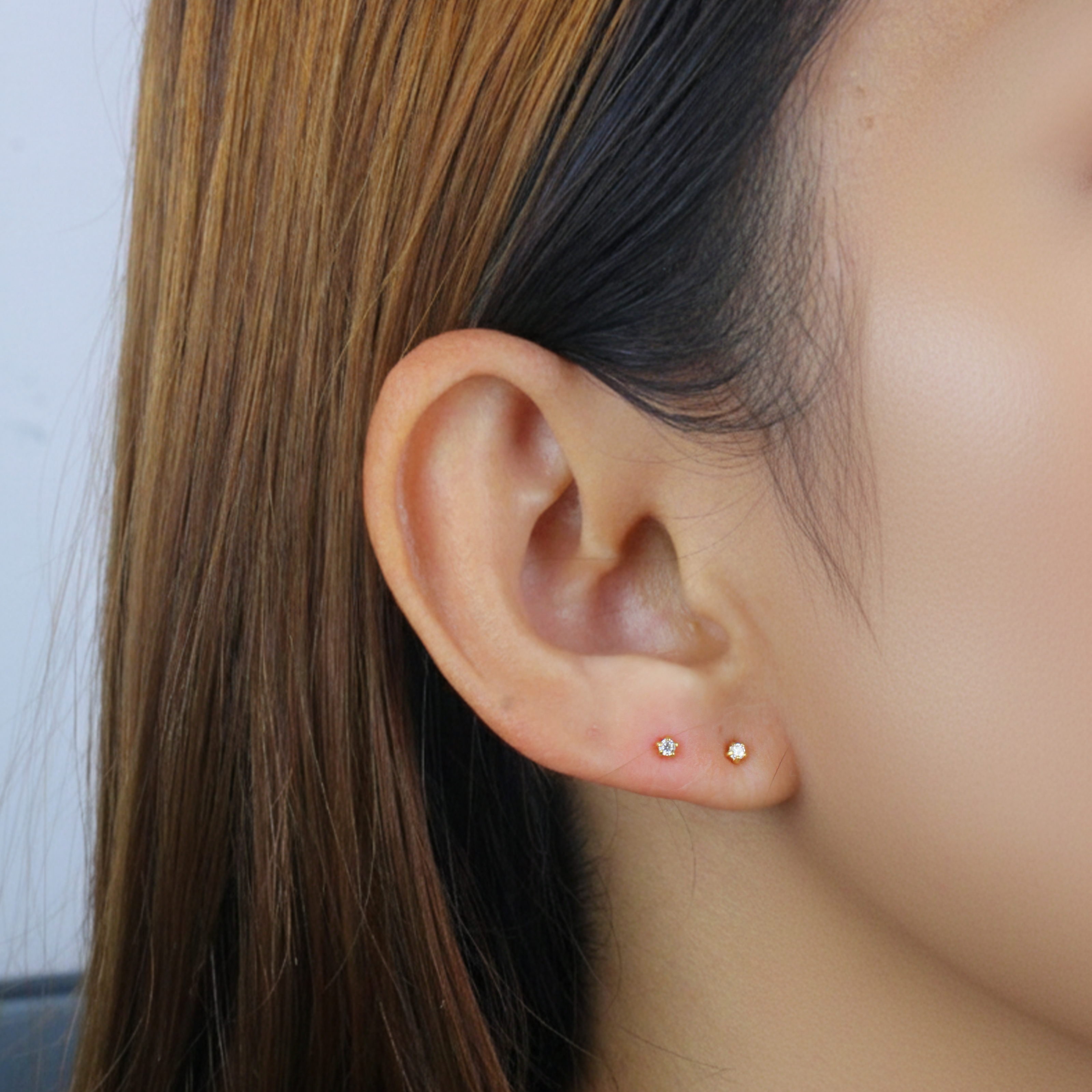 Tiny Sparkle Studs Earring STS-150-3