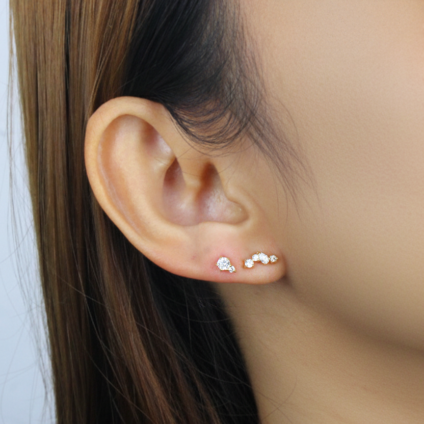 Beautiful Crystal Stud Earring STS-5988