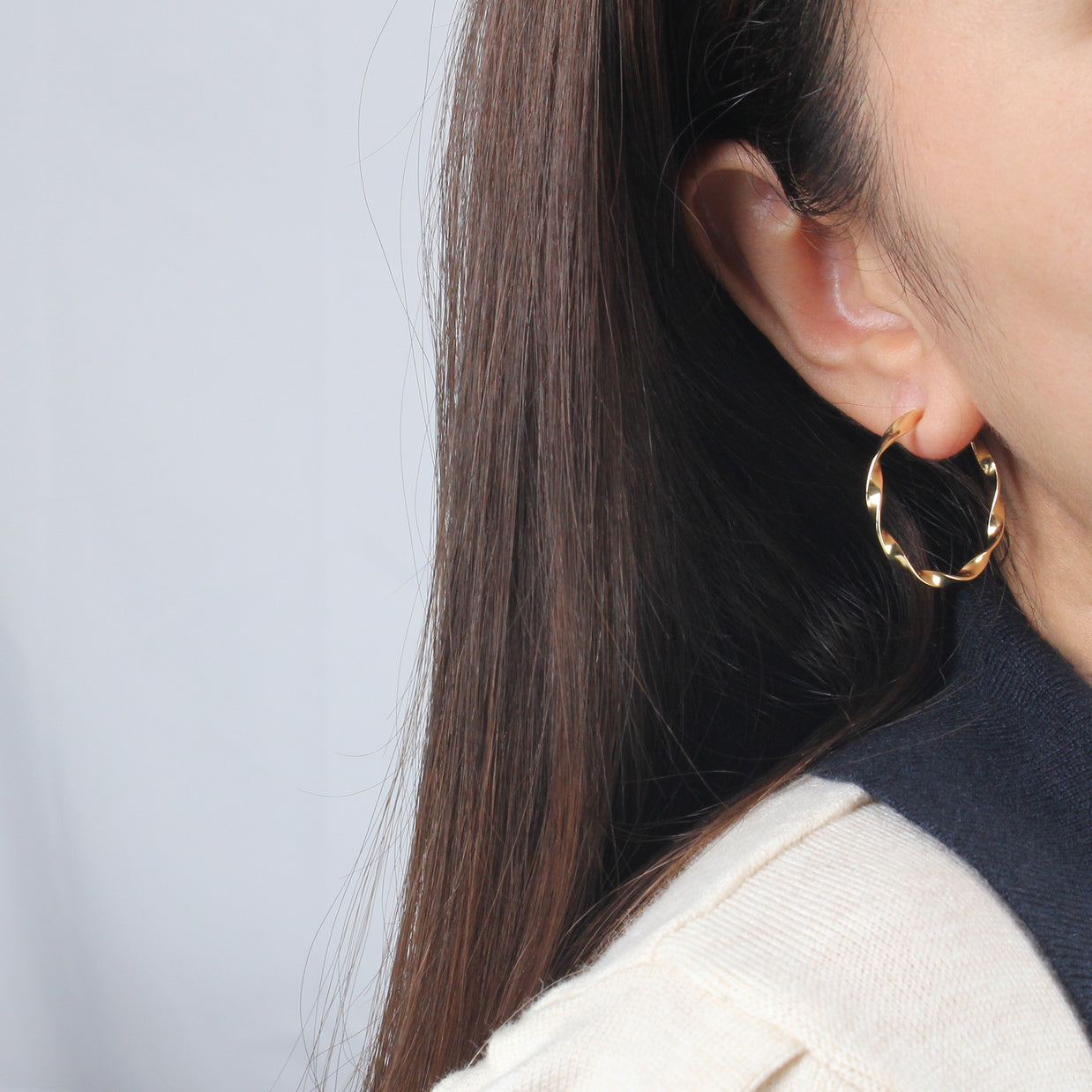 Twisted Open Hoop Stud Earring STS-6119