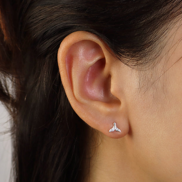 Crystal Pavé Whale Tail Stud Earring STS-7183