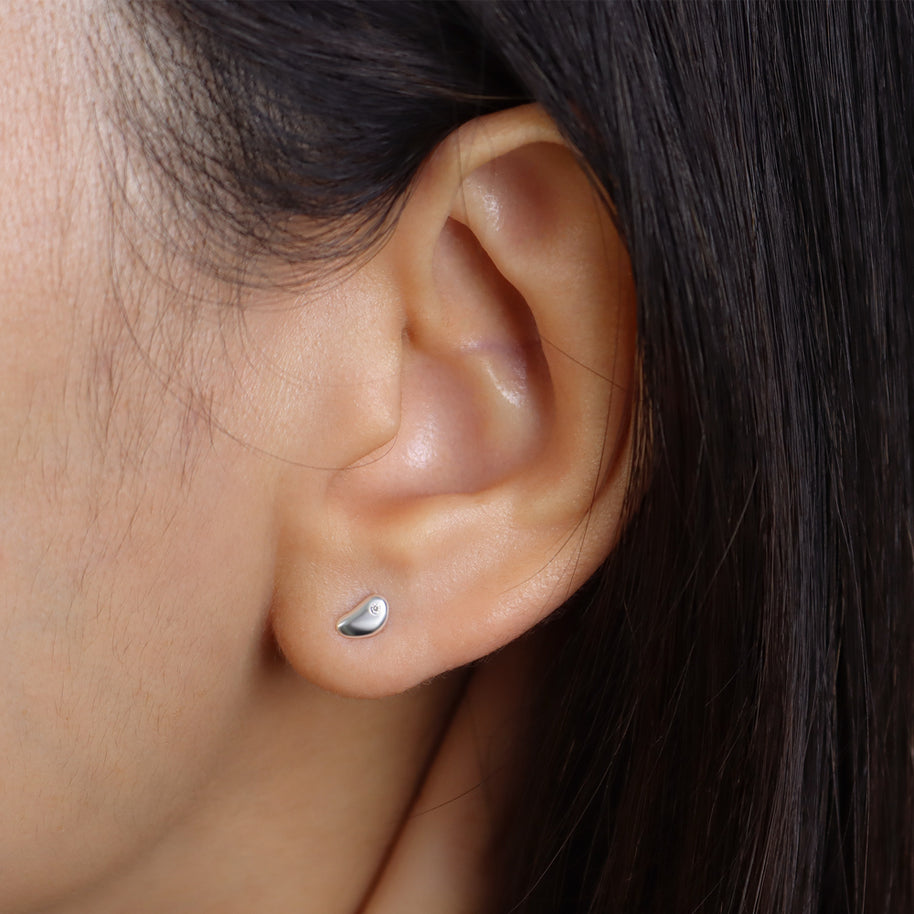 Molten Silver CZ Stud Earring STS-7247