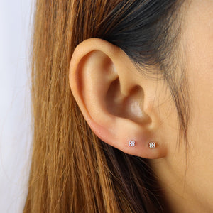 Flower CZ Stud Earring STS-7341