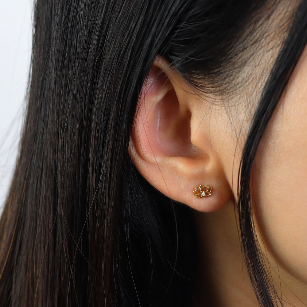 Shiny Lotus Flower Stud Earring STS-7375